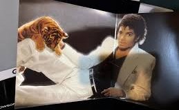 MICHAEL JACKSON – THRILLER